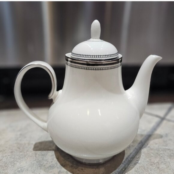 Sarabande Royal Doulton COFFEPOT with Silver Trim - Picture 1 of 7